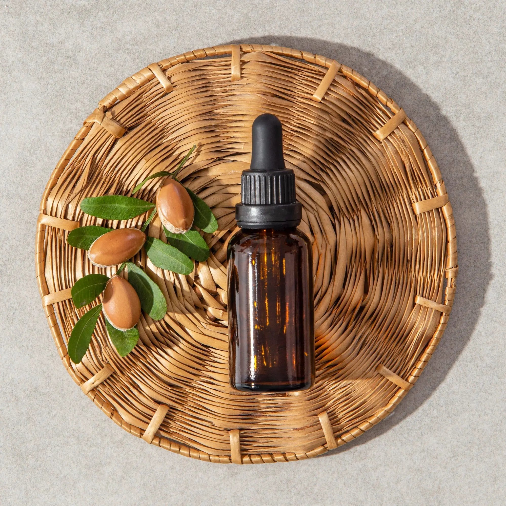 Unlock Your Radiance : The Astonishing Benefits of Argan Oil for Hair and Skin